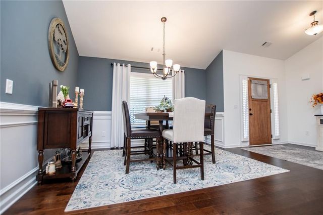 142 Lawrence Drive, Villa Rica, GA 30180