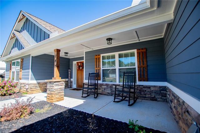 142 Lawrence Drive, Villa Rica, GA 30180