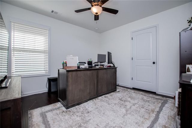 142 Lawrence Drive, Villa Rica, GA 30180