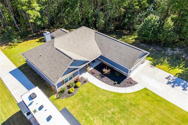 142 Lawrence Drive, Villa Rica, GA 30180