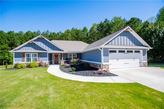 142 Lawrence Drive, Villa Rica, GA 30180