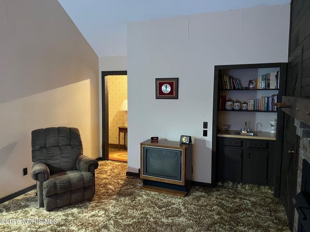 6657 Oakbrook Drive, Whitehouse, OH 43571