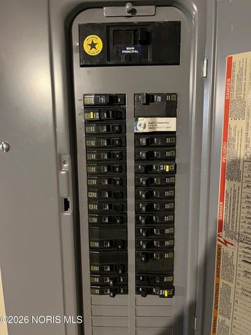 6657 Oakbrook Drive, Whitehouse, OH 43571