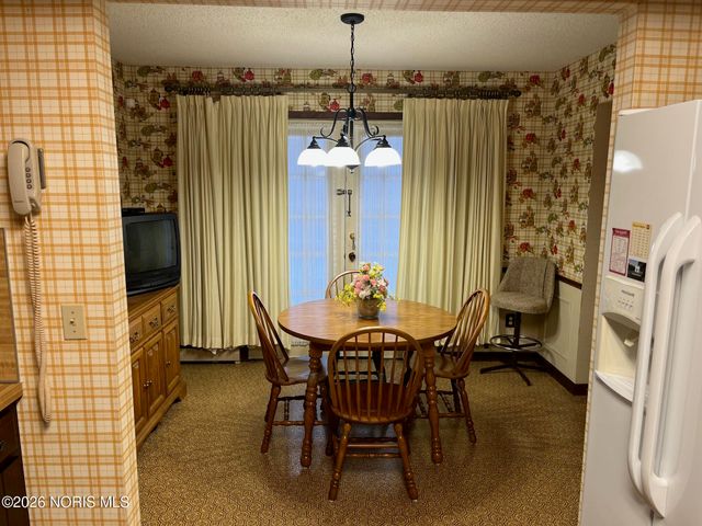 6657 Oakbrook Drive, Whitehouse, OH 43571