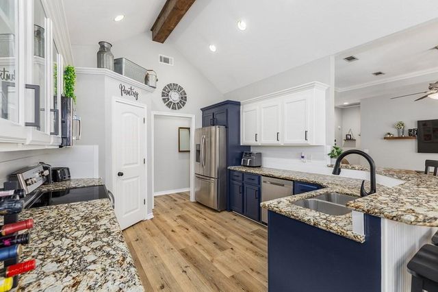 158 Creekwood Drive, Huntington, TX 75949