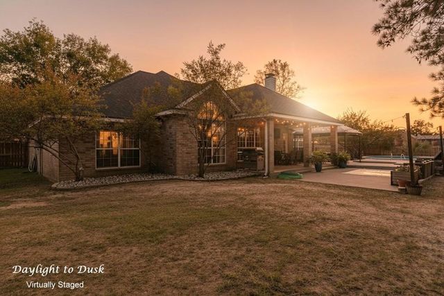158 Creekwood Drive, Huntington, TX 75949