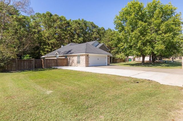 158 Creekwood Drive, Huntington, TX 75949