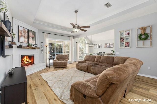 158 Creekwood Drive, Huntington, TX 75949