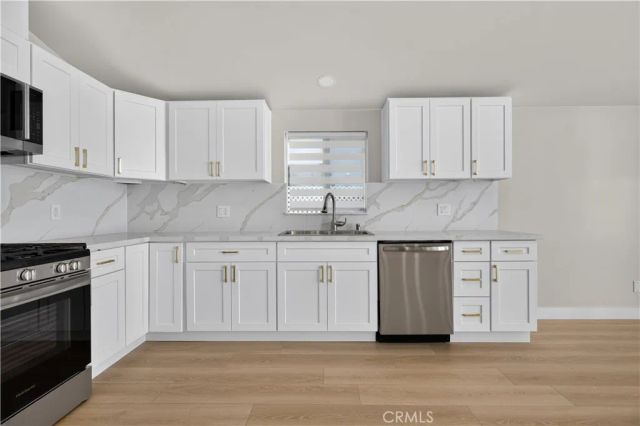 16427 Clymer Street, Granada Hills, CA 91344