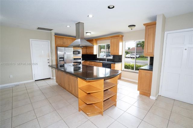 1104 SW 12th St, Boca Raton, FL 33486