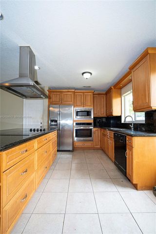 1104 SW 12th St, Boca Raton, FL 33486
