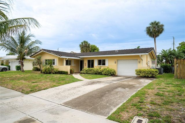 1104 SW 12th St, Boca Raton, FL 33486