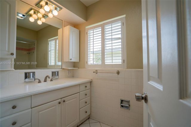 1104 SW 12th St, Boca Raton, FL 33486