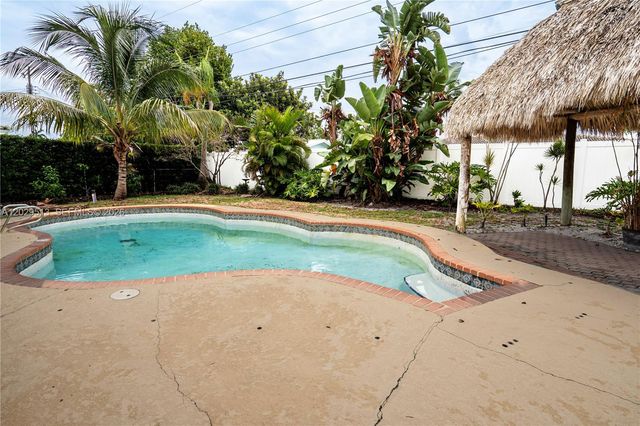 1104 SW 12th St, Boca Raton, FL 33486