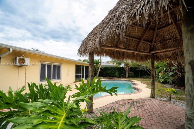 1104 SW 12th St, Boca Raton, FL 33486