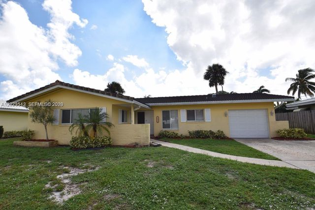 1104 SW 12th St, Boca Raton, FL 33486