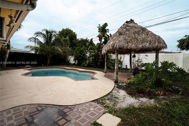 1104 SW 12th St, Boca Raton, FL 33486