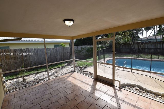 1104 SW 12th St, Boca Raton, FL 33486