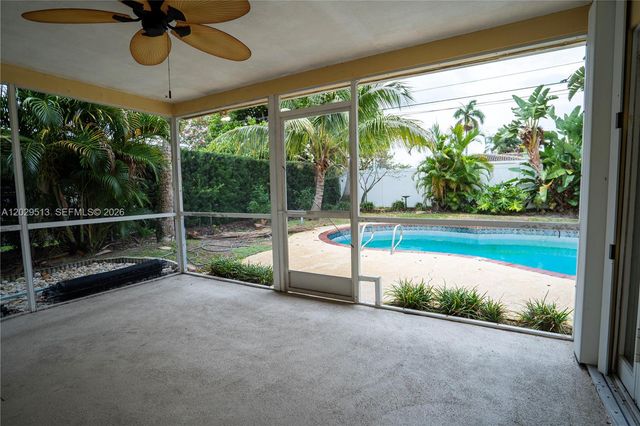 1104 SW 12th St, Boca Raton, FL 33486