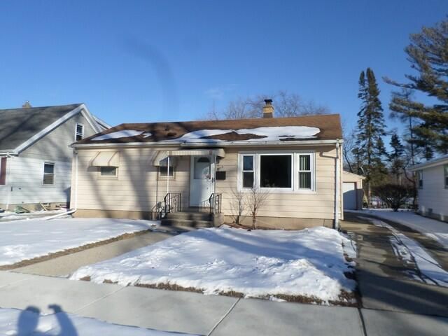 4113 31st AVENUE, Kenosha, WI 53144