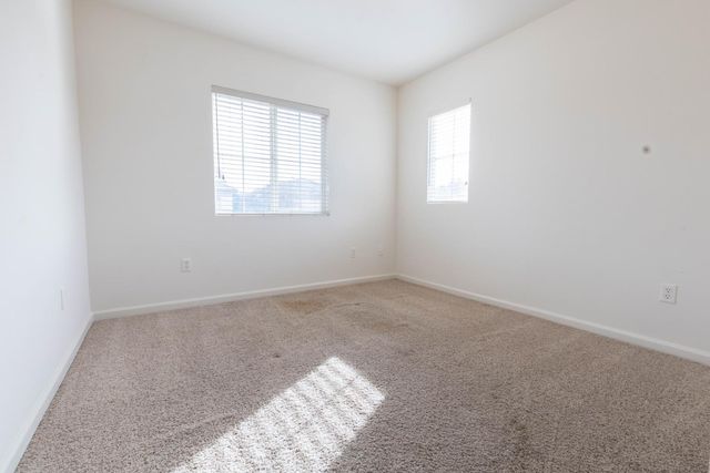 401 Anjou Cir, Sacramento, CA 95835