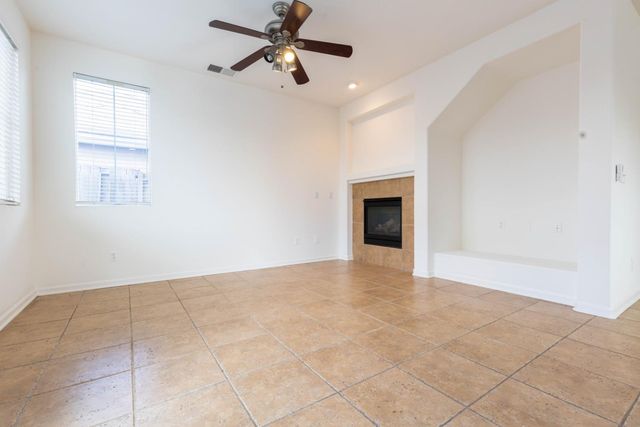 401 Anjou Cir, Sacramento, CA 95835