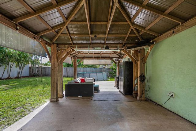 10117 Mikado Lane, Royal Palm Beach, FL 33411