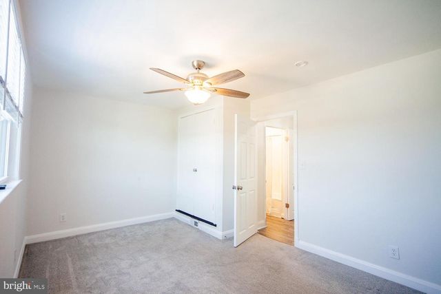 2215 SEARLES RD, Dundalk, MD 21222