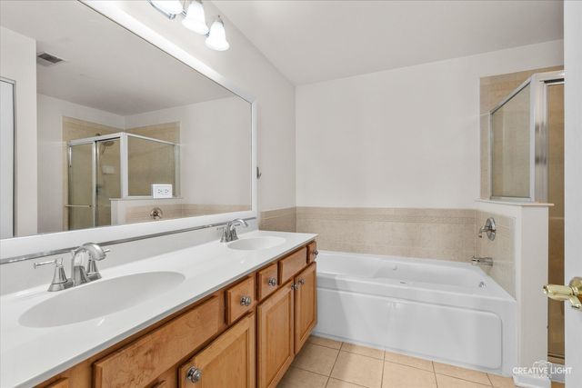 182 Brompton Lane A, Sugar Grove, IL 60554