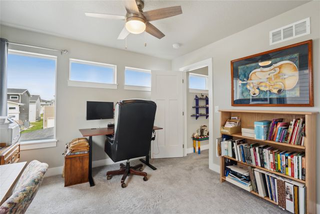 17120 Mistflower Lane, Urbandale, IA 50323