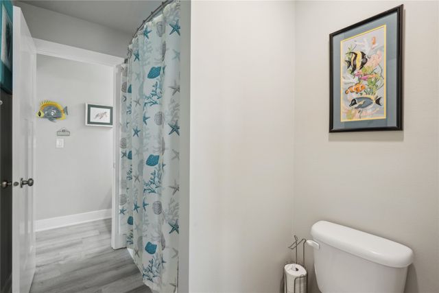 17120 Mistflower Lane, Urbandale, IA 50323