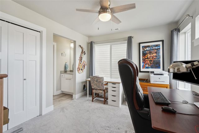 17120 Mistflower Lane, Urbandale, IA 50323