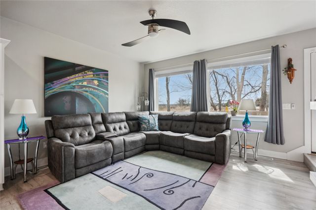 17120 Mistflower Lane, Urbandale, IA 50323