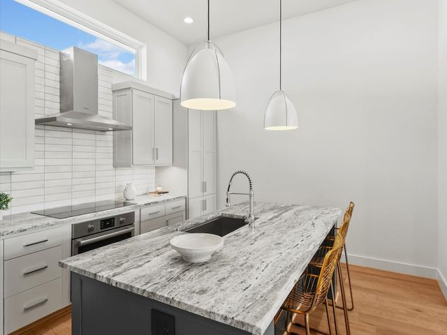 2105 Emancipation Avenue, Houston, TX 77003