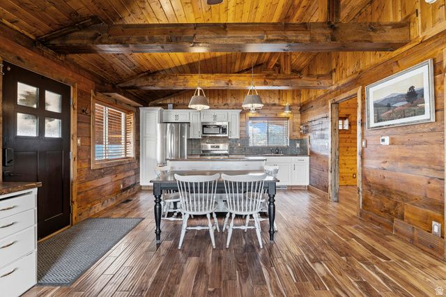 13390 PINE CANYON RD, Huntsville, UT 84317