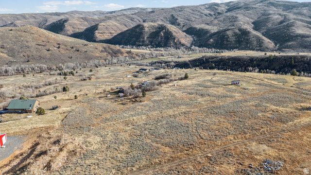 13390 PINE CANYON RD, Huntsville, UT 84317