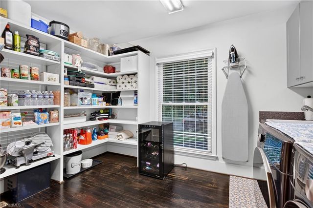 1401 Briarcliff Road, Greensboro, NC 27408