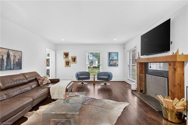 1401 Briarcliff Road, Greensboro, NC 27408