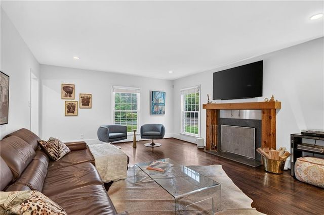 1401 Briarcliff Road, Greensboro, NC 27408
