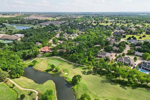 1101 Oak Tree Drive, Edmond, OK 73025