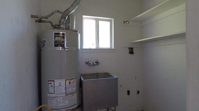 2510 Atlas Ave, Sacramento, CA 95820