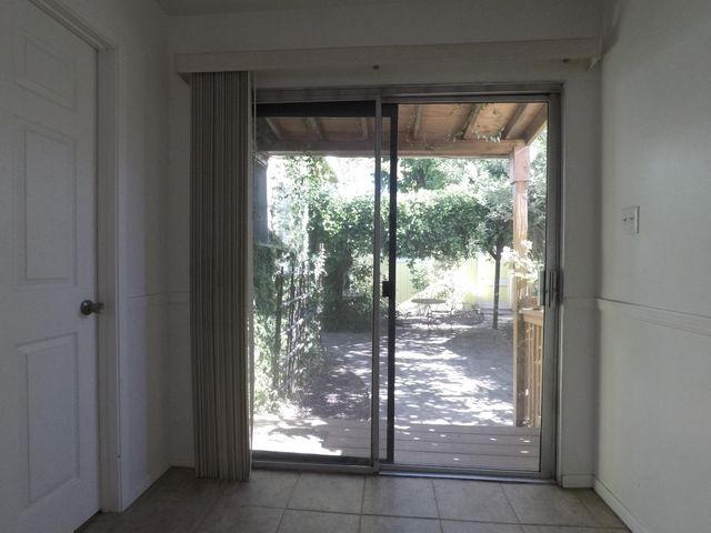 2510 Atlas Ave, Sacramento, CA 95820