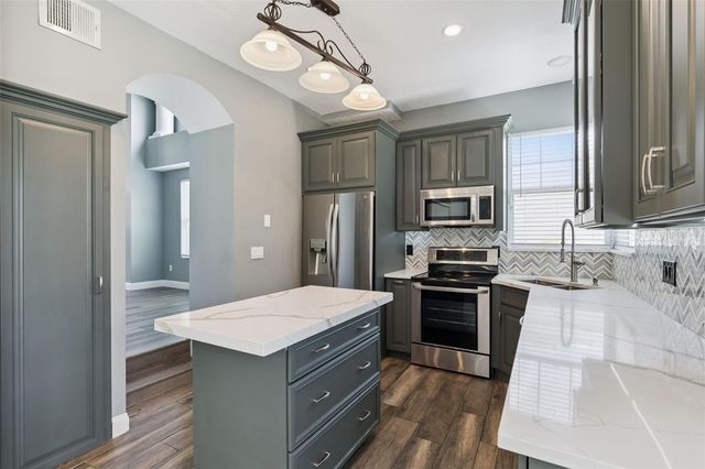 2743 RUNNING SPRINGS LOOP, Oviedo, FL 32765
