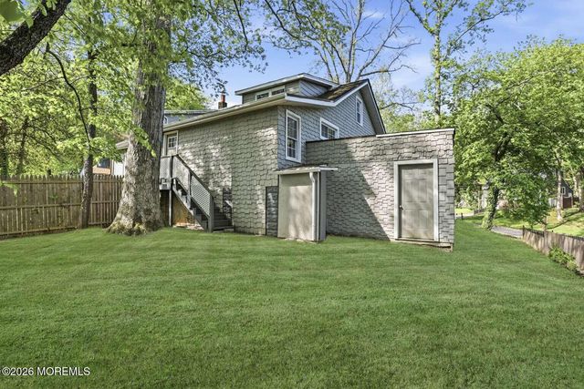8 Summit Road, Neptune Township, NJ 07753