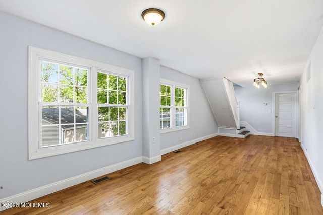 8 Summit Road, Neptune Township, NJ 07753