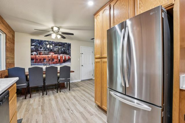 837 Hillcrest St, Placerville, CA 95667