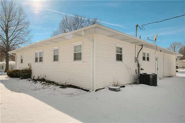 421 E Main Street, Odessa, MO 64076