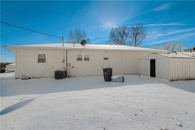 421 E Main Street, Odessa, MO 64076