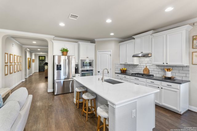 6719 HOPE FARM, San Antonio, TX 78249