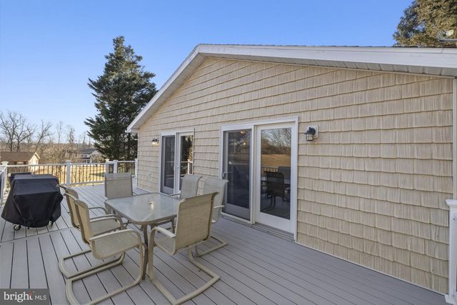 37 LONGSTREET DR, East Berlin, PA 17316